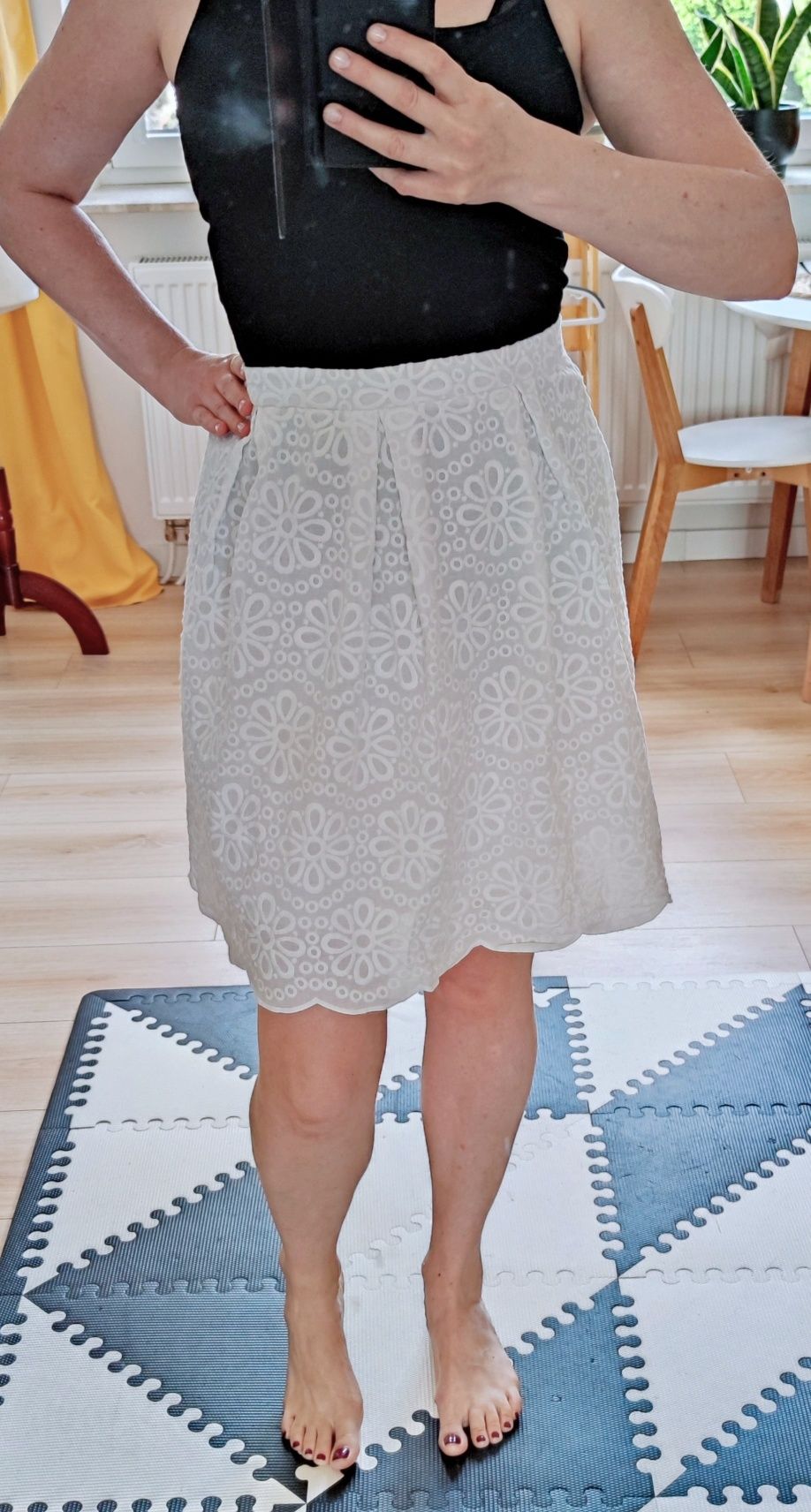 Haftowana biała spódnica bawełna na lato Dorothy Perkins rozmiar 46