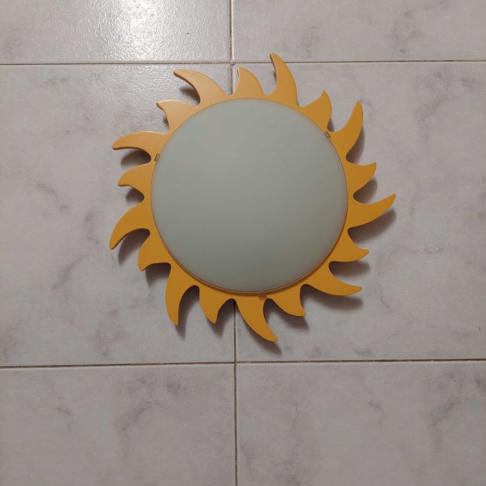 Candeeiro para quarto criança