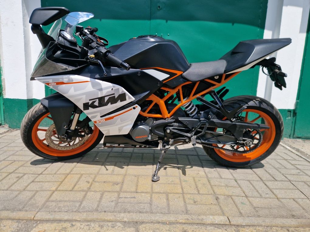 Motocykl KTM RC 125 ABS A1/B