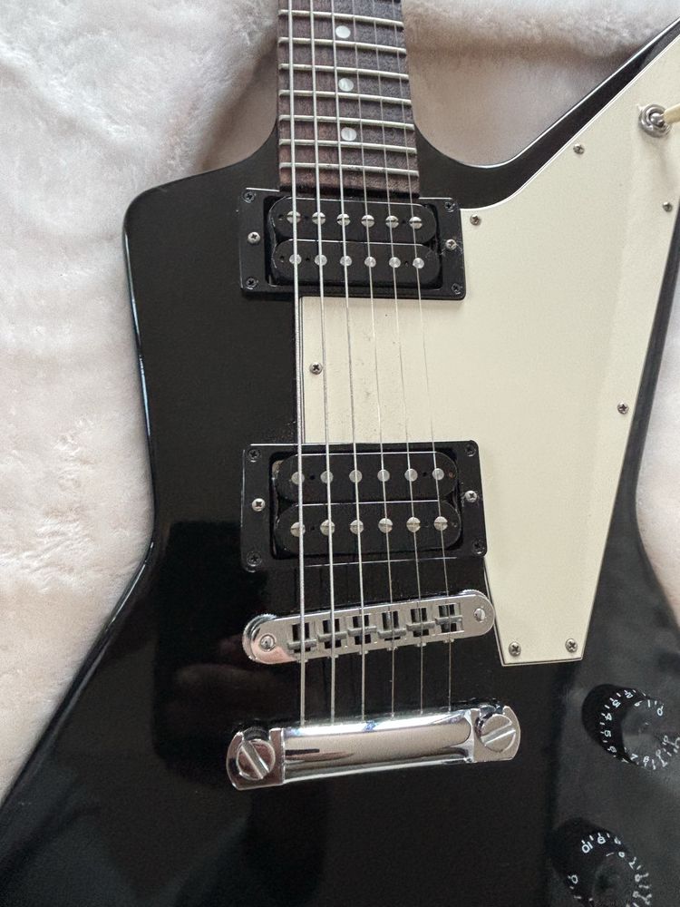 Gibson explorer 2009