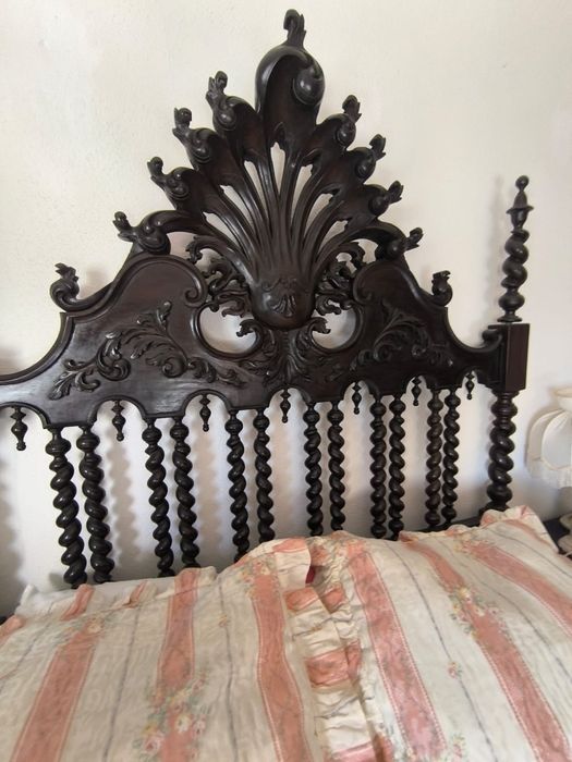 Mobilia de quarto antiga completa