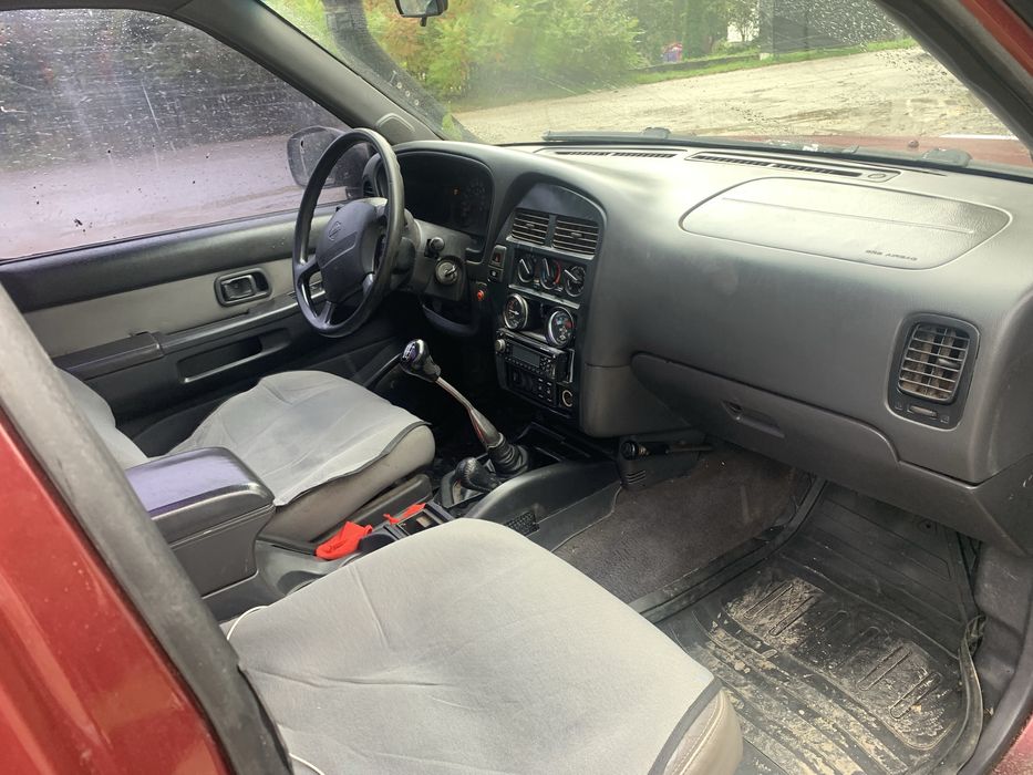 Ніссан пайтфіндер 2.5 тді