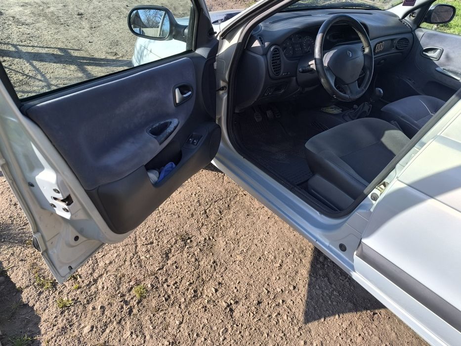 Рено Меган 1.4 бенз