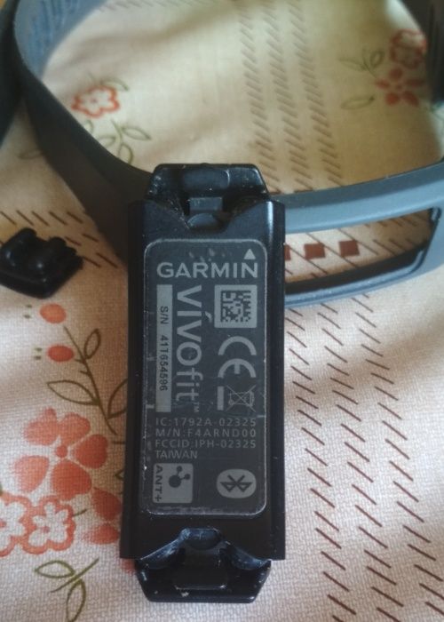 Garmin VivoFit - Fitness Band