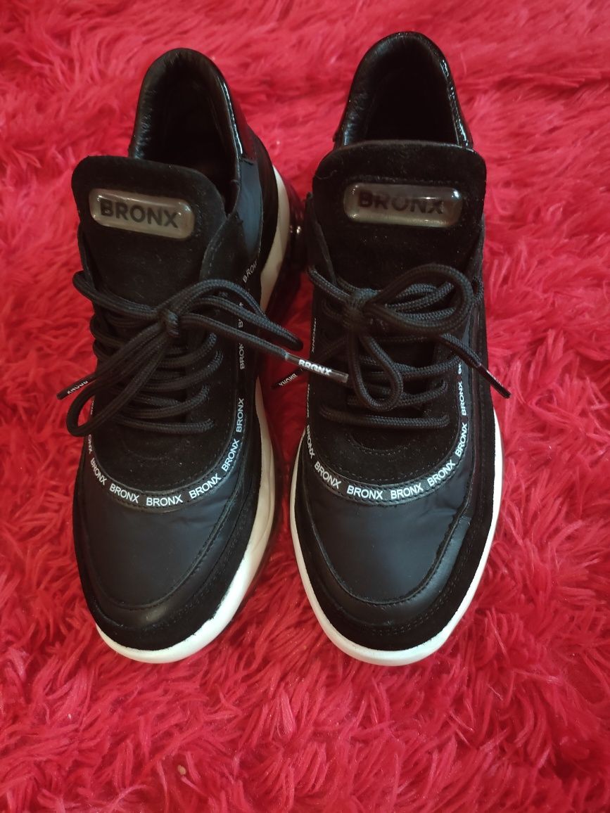 Piękne sneakersy Bronx roz 36