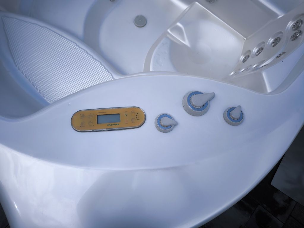 Jacuzzi zewnętrzne