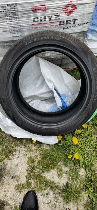 Opony SureDrive  235/45/18