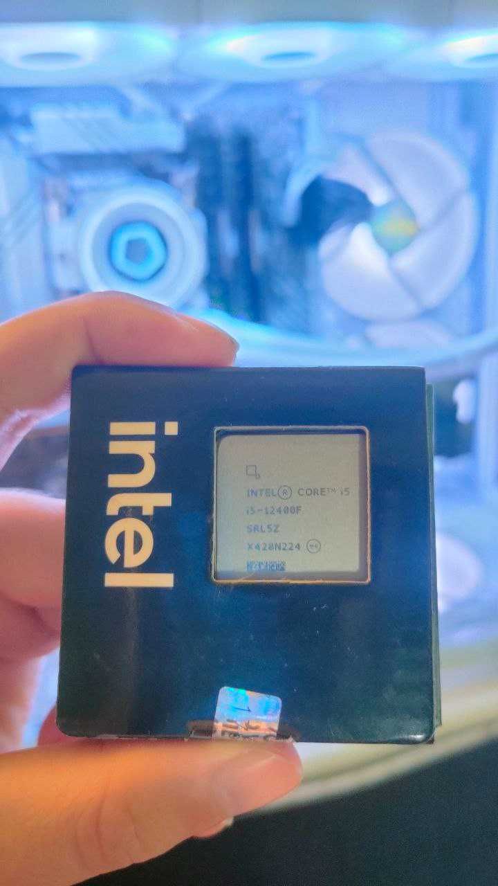 Intel Core i5 12400F