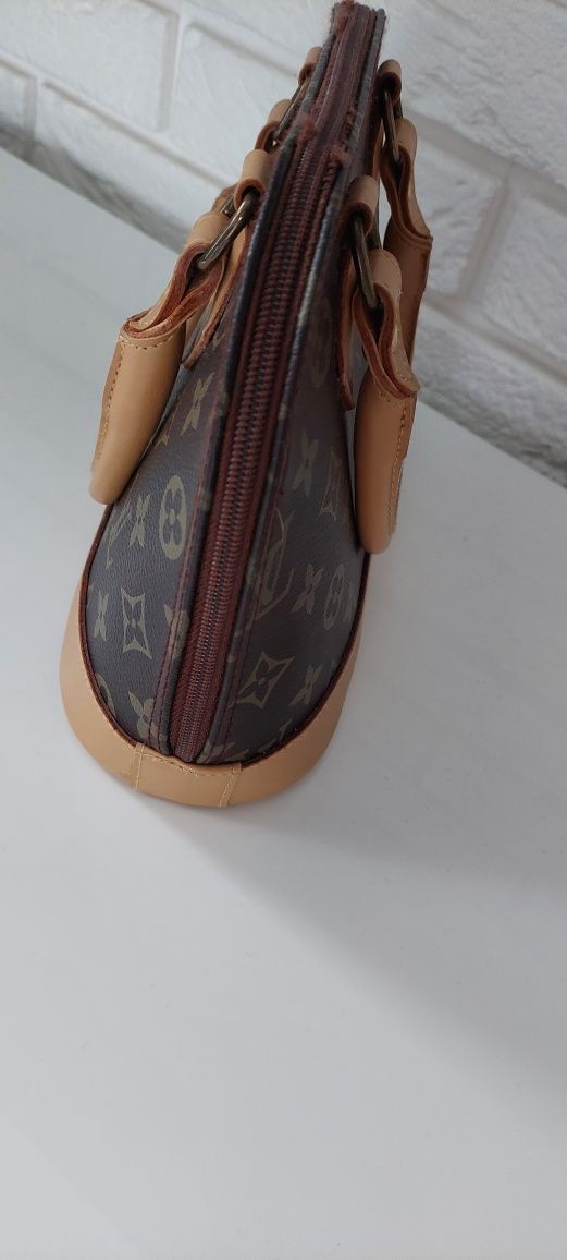Alma lv Louis Vuitton brązowa torebka beżowa