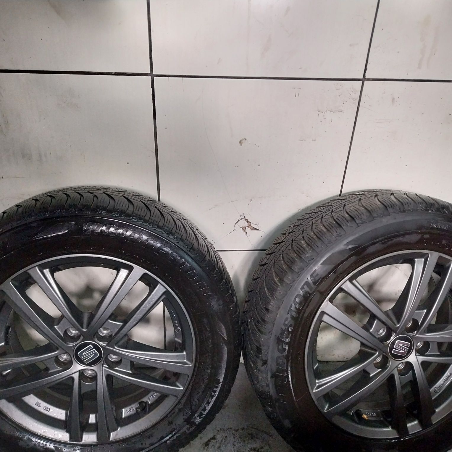 Całe Koła Zimowe Seat R15 5x100 5.5J ET 40