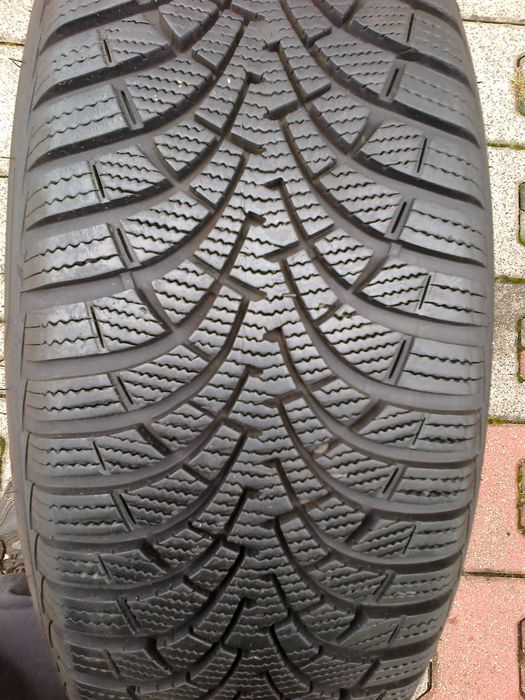 2 opony Goodyear 225/35/19