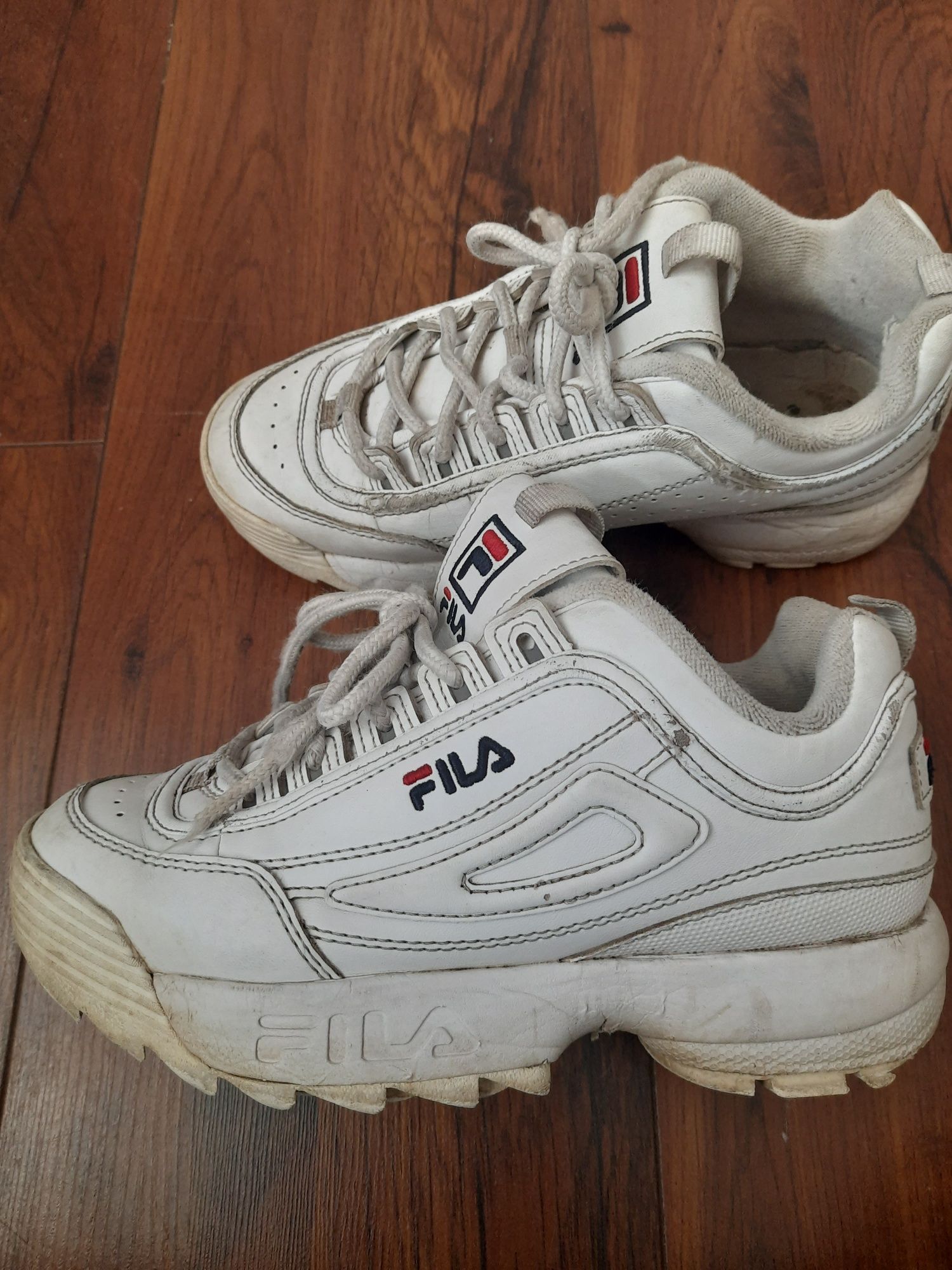 Adidasy firmy fila