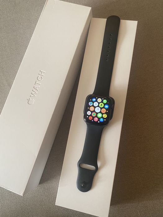 Apple Watch Series 5 44mm Space Gray