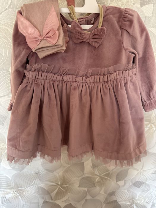 Ніжна сукня для маленької принцеси