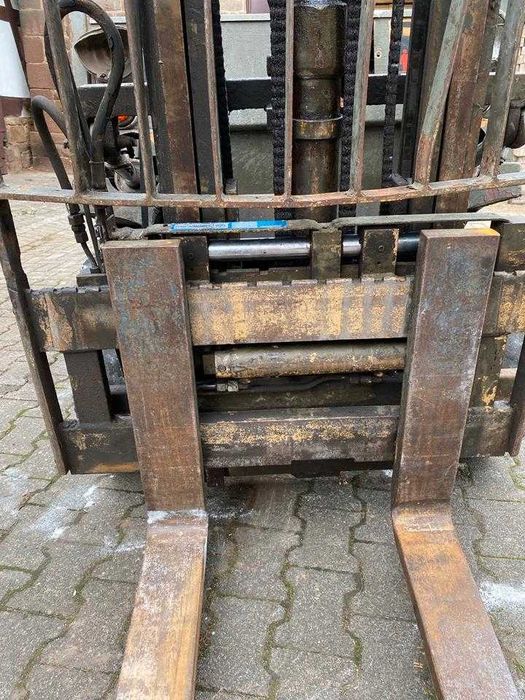 Wózek Widłowy Still