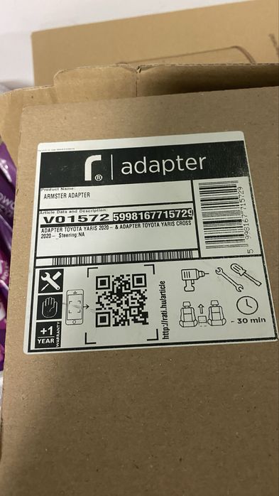 Podłokietnik Toyota Yaris Cross