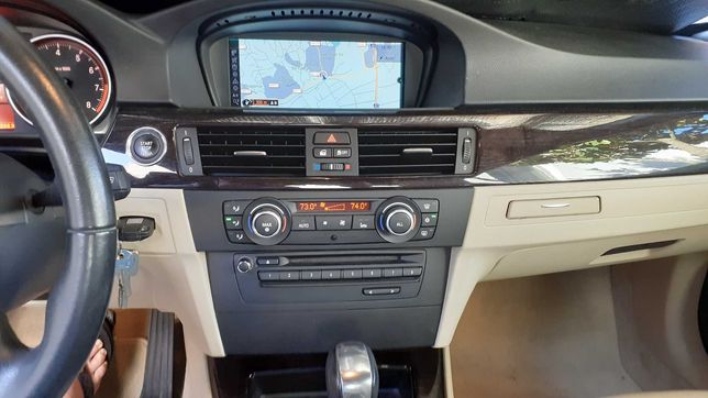 BMW 325i  Cabriolet 2011 E93 CIC Head/Radio Display Unit