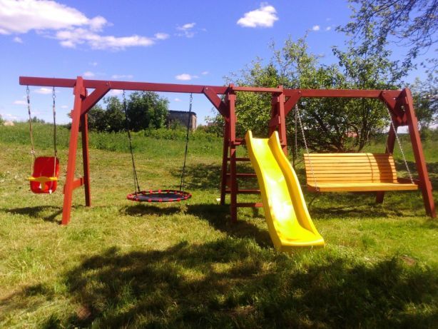 Plac, huśtawka, wyroby ogrodowe z drewna