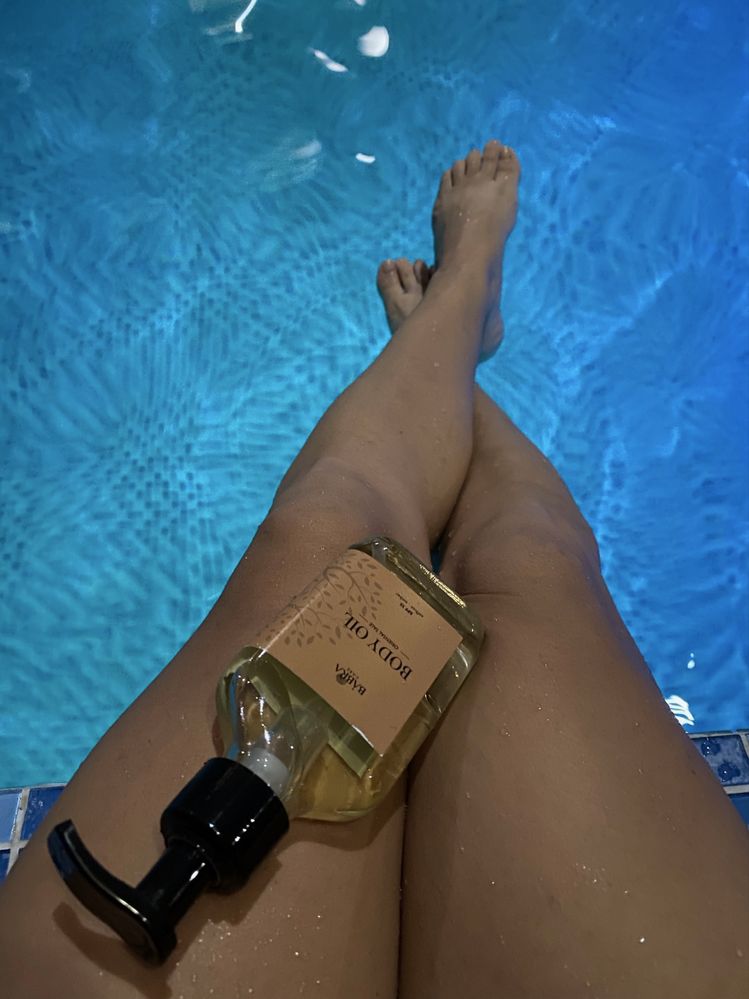 Олійка для засмаги з SPF15 з шимером і без. Аромати парфумів ніші