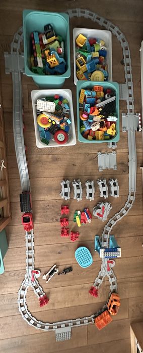 Lego Duplo 2 pociagi, tory, inne