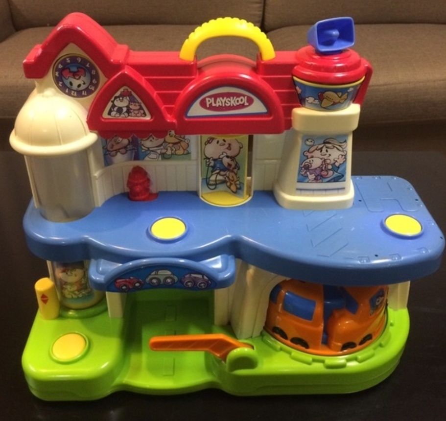 Zabawka Domek interaktywny Playskool