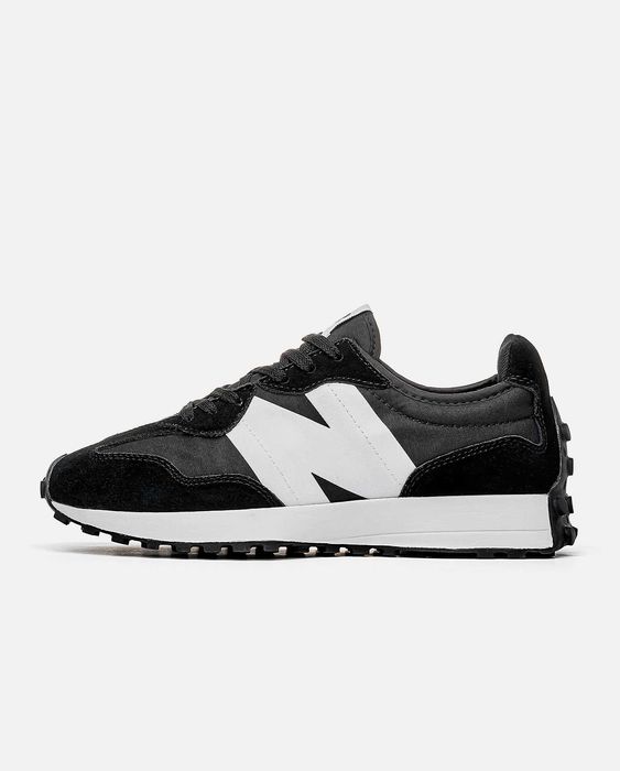 Женские кроссовки New Balance "Black-White" 36-40