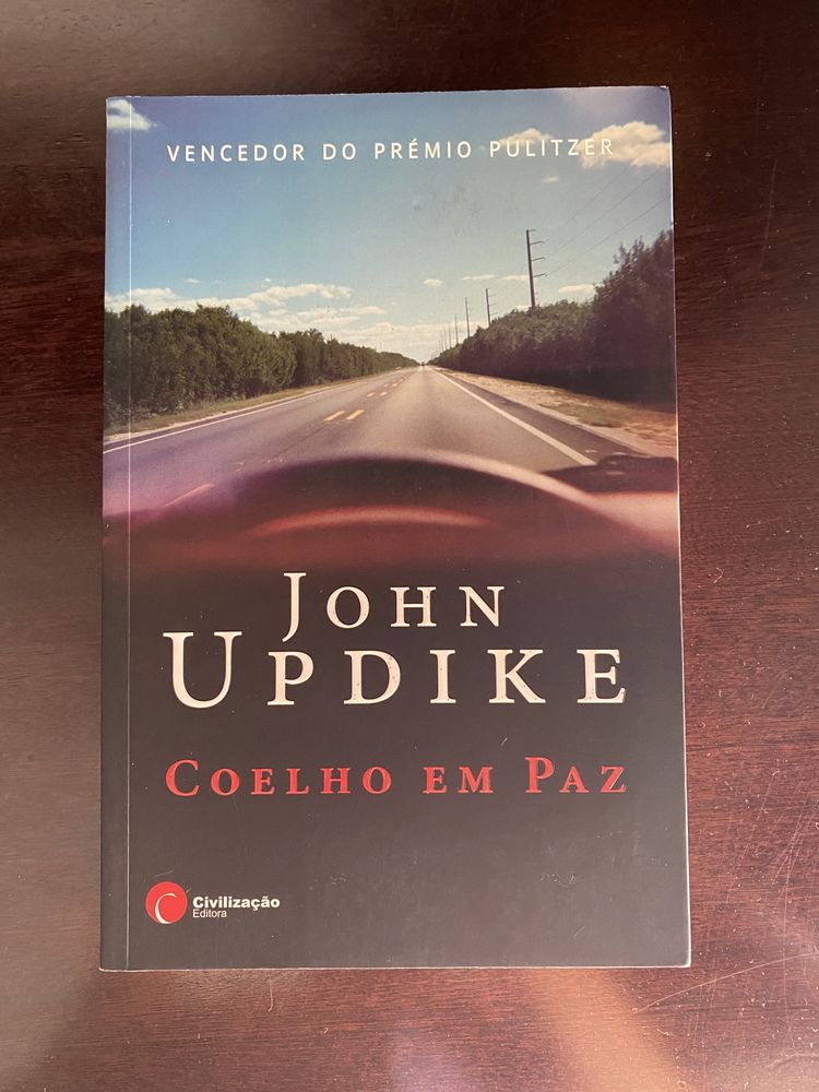 Coelho Em Paz - John Updike