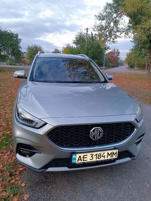 Автомобиль MG ZS