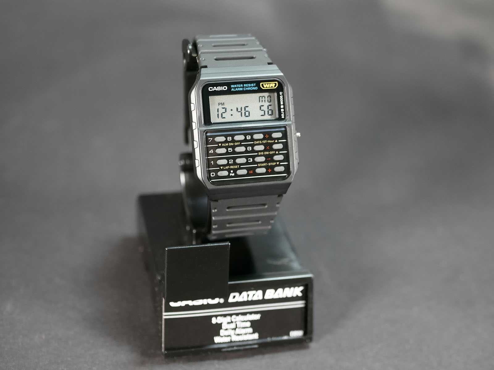 Часы Casio CA-53W-1CR с функцией калькулятора. Новые, с коробкой