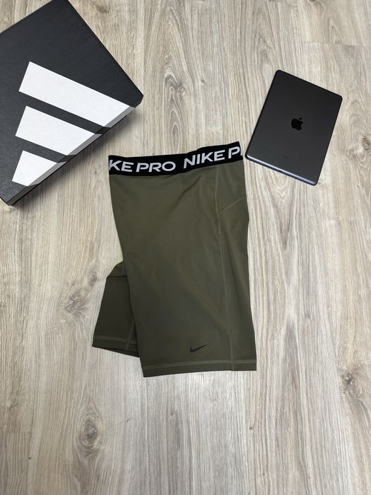 Шорти nike pro.