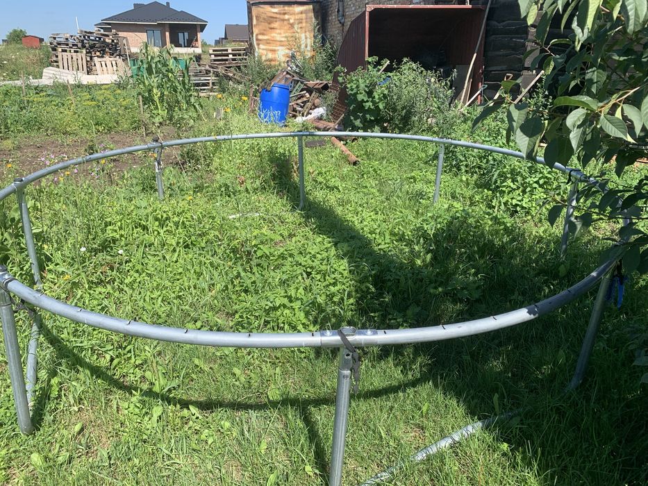 Продам каркас до батута