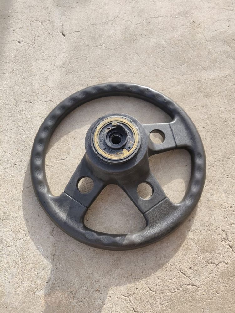 Opel Corsa A material