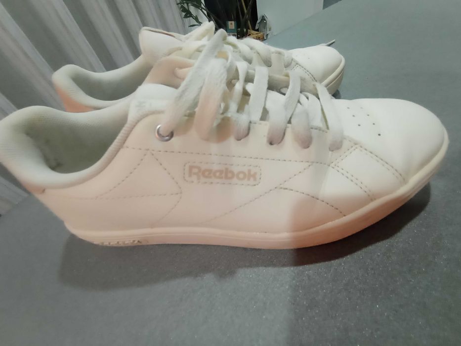 Sapatilhas mulher Reebok tamanho 37 quase novas