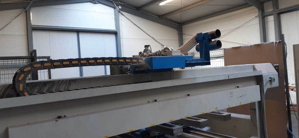 ALBERTI FORMAT 90 Centrum obróbcze CNC