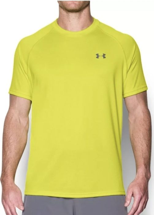 Спортивна футболка under armour розмір s-m