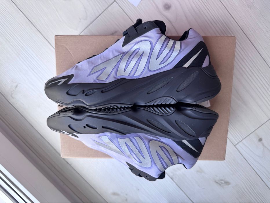 Buty senakaersy Adidas Yeezy 700 26 cm 41 1/3