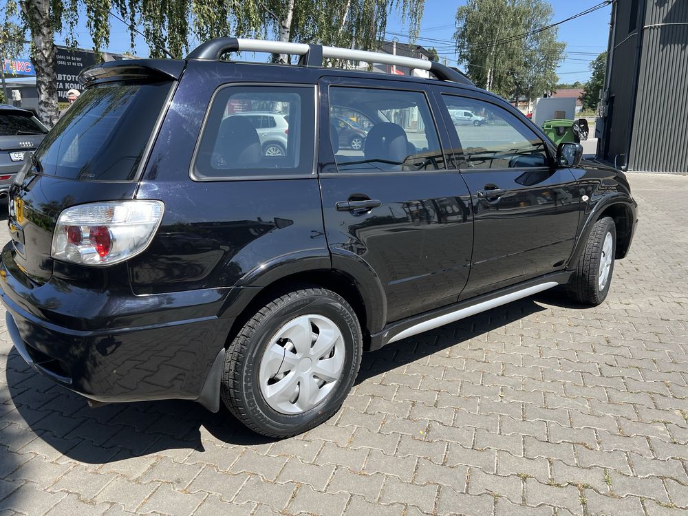 Mitsubishi outlander