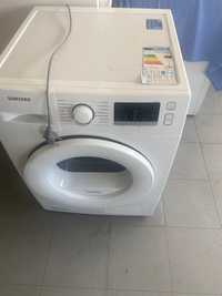 Vendo máquina de secar com pouco uso