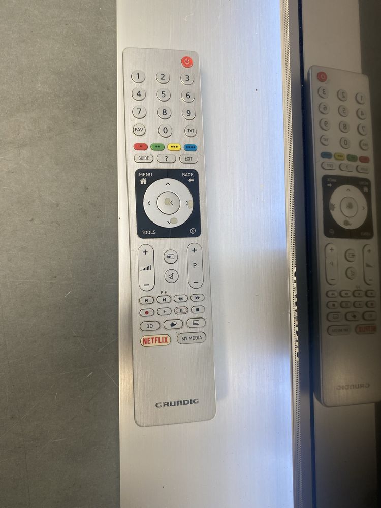Telewizor Grundig 55 Gus 9688  (55 cali) 4K 3D