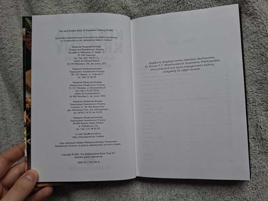 Kuchnia Kryszny: indyjskie potrawy wegetariańskie - Adiraja Dasa