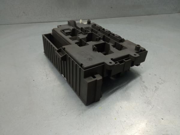 Caixa fusíveis / SAM / BSI BMW 1 (E87)