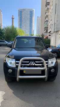 Mitsubishi Pajero Wagon 2010