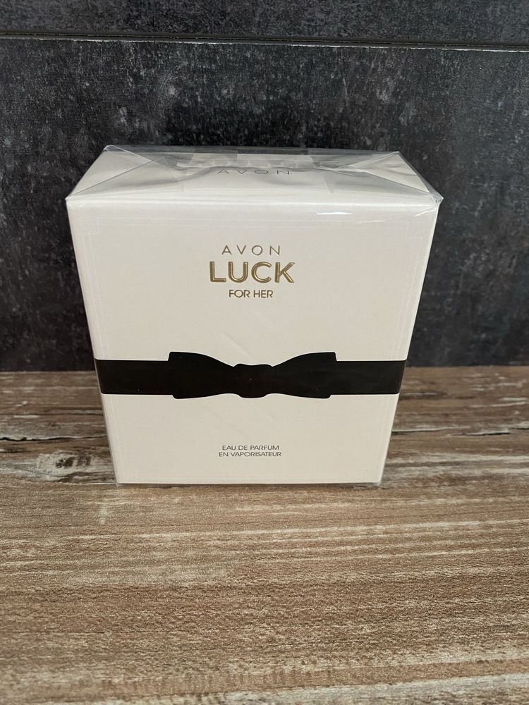 Avon perfum Luck , nowy ofoliowany 50 ml