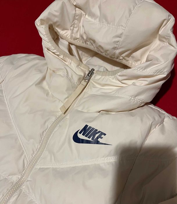 Двосторонній натуральний пуховик куртка NIKE р.XS/S ідеальний стан