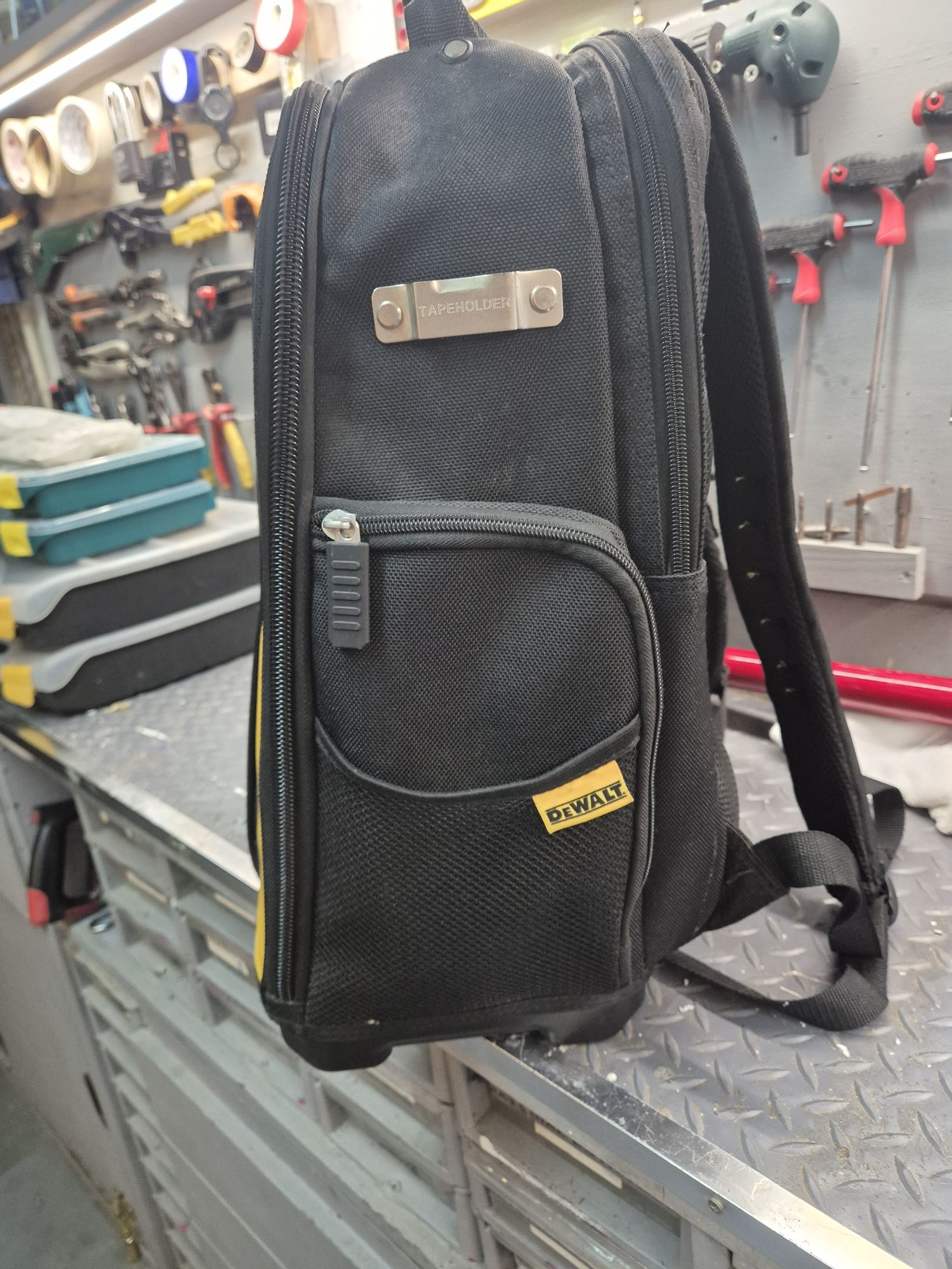 Mochila Dewalt DWST81690-1