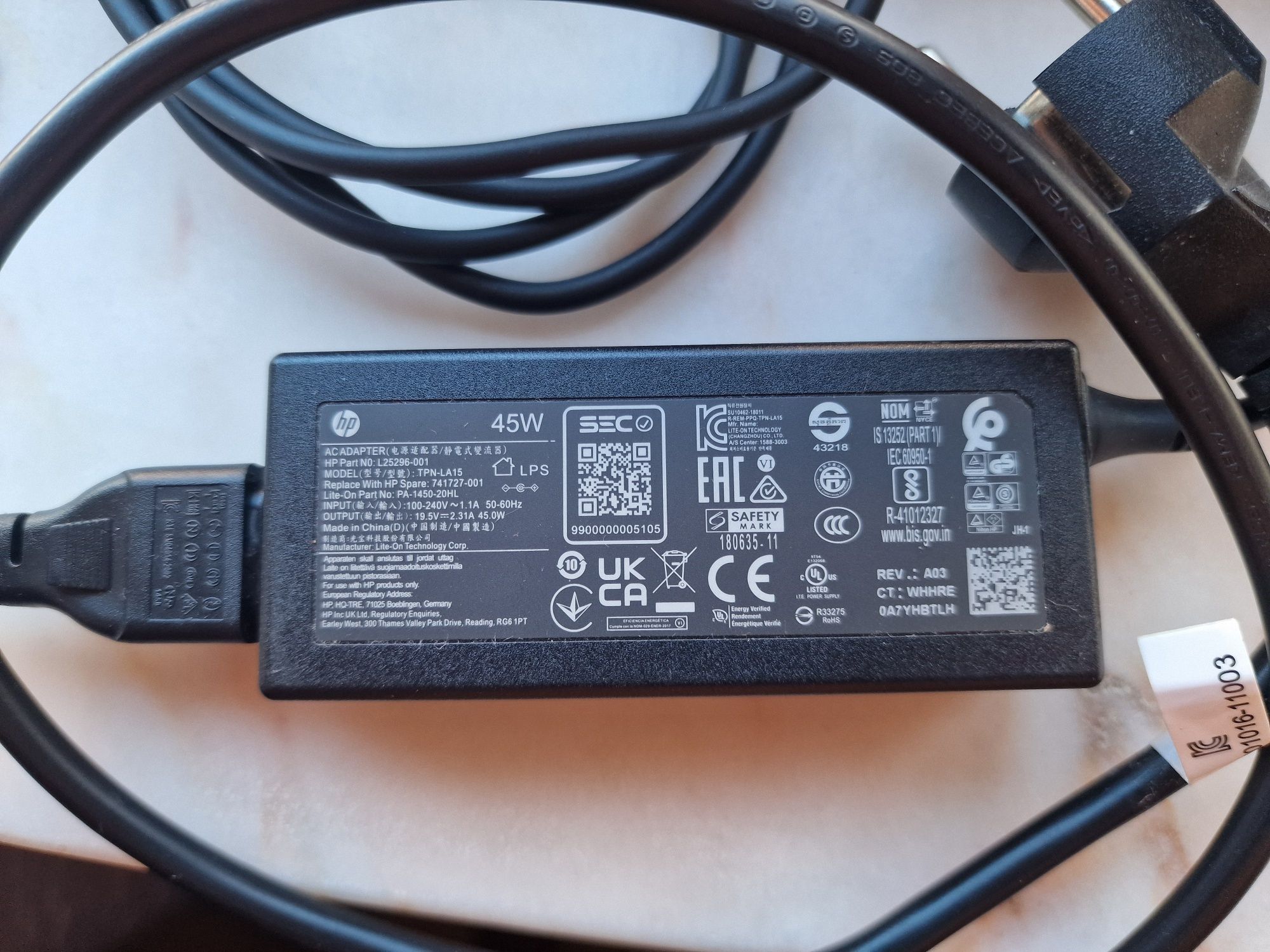 Carregador Portátil HP 45W Pavilion
