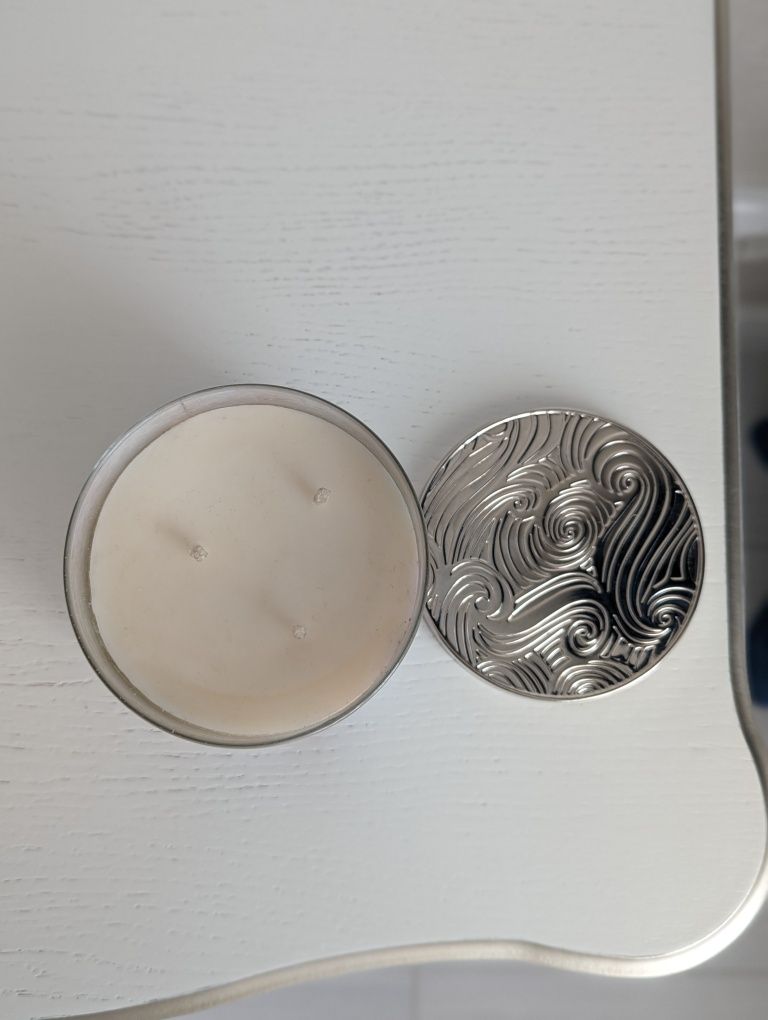 Ароматична воскова свічка з трьома гнотами Bath & Body Works