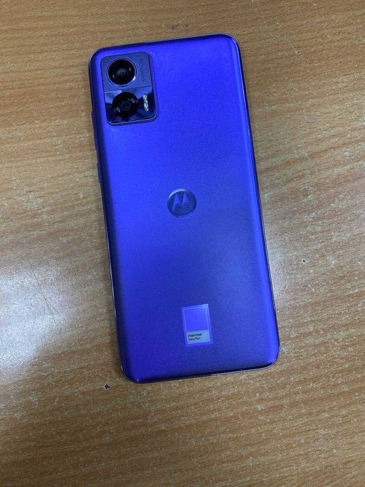 Смартфон Motorola Edge 30 NEO 8/128Gb