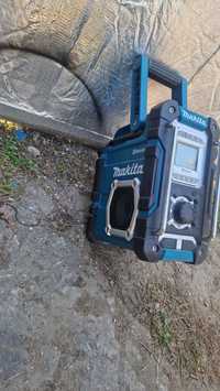 Sprzedam radio Makita dmr 108 super stan