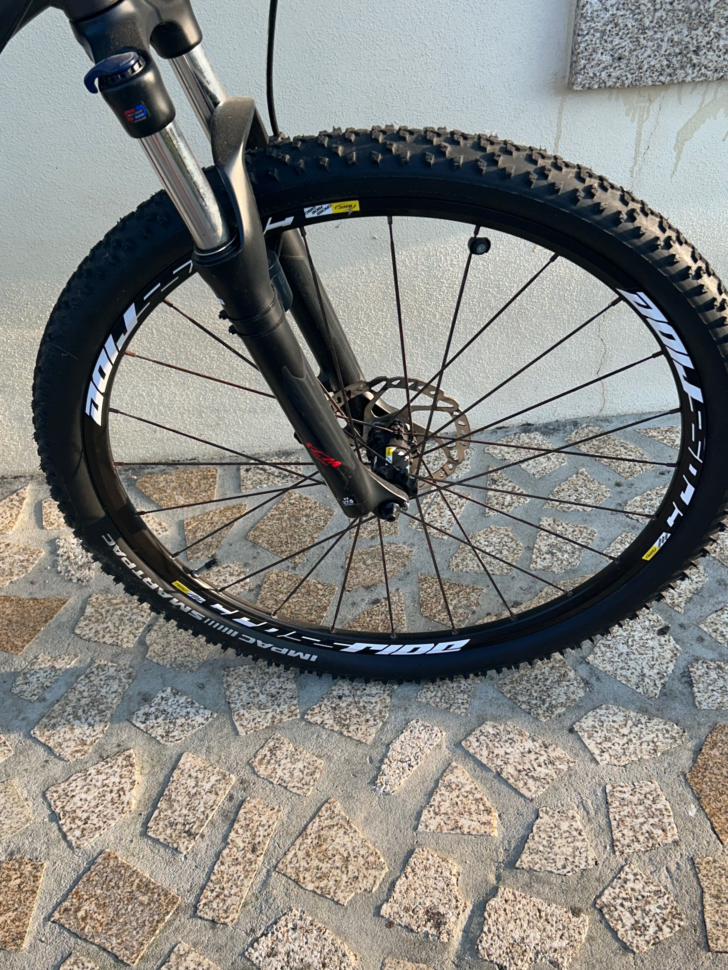 Bicicleta specialized
